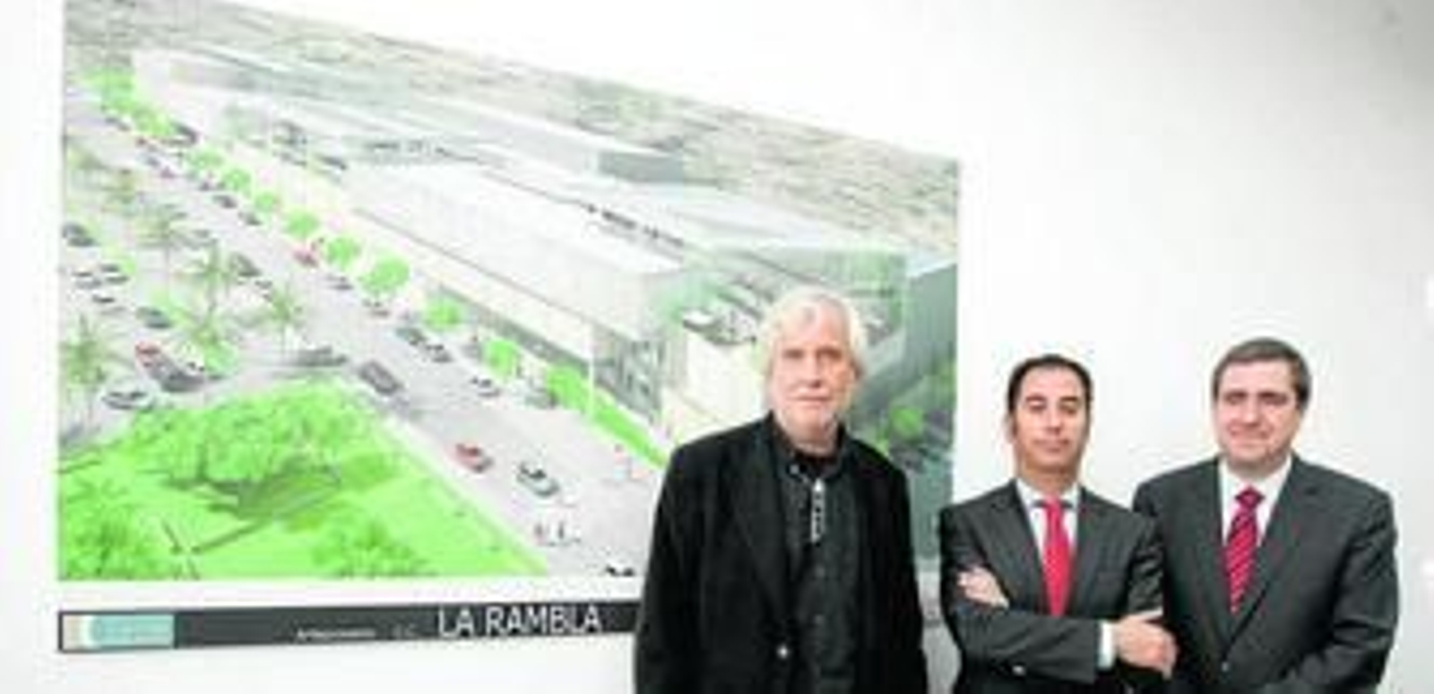 José Luis Carrión, en el centro, durante la presentación en sociedad del proyecto el pasado año.