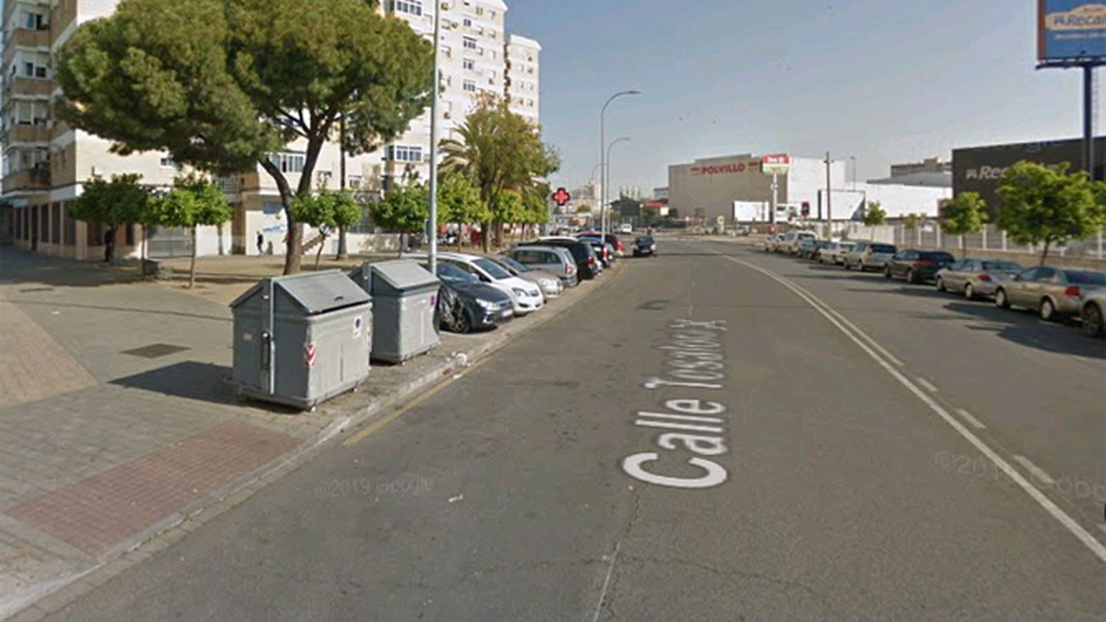 La calle Tesalónica, en el Polígono de San Pablo.