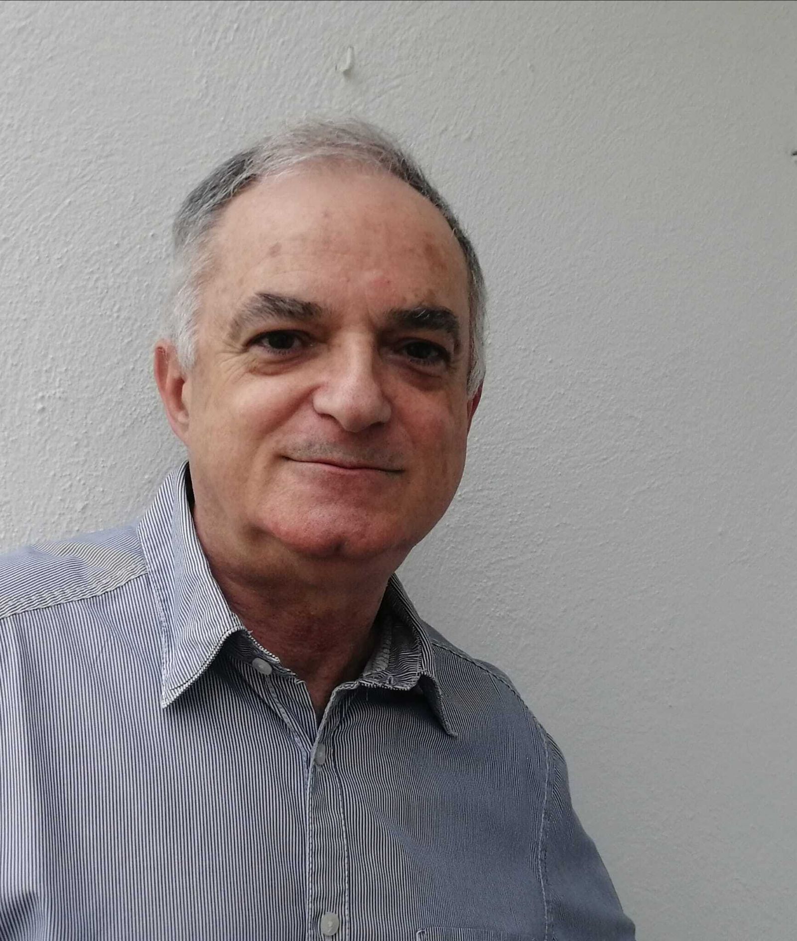 Manuel Carmona Powell. Técnico del Instituto de Estudios Almerienses. 'El huracán anónimo'. Alexis Díaz-Pimienta.