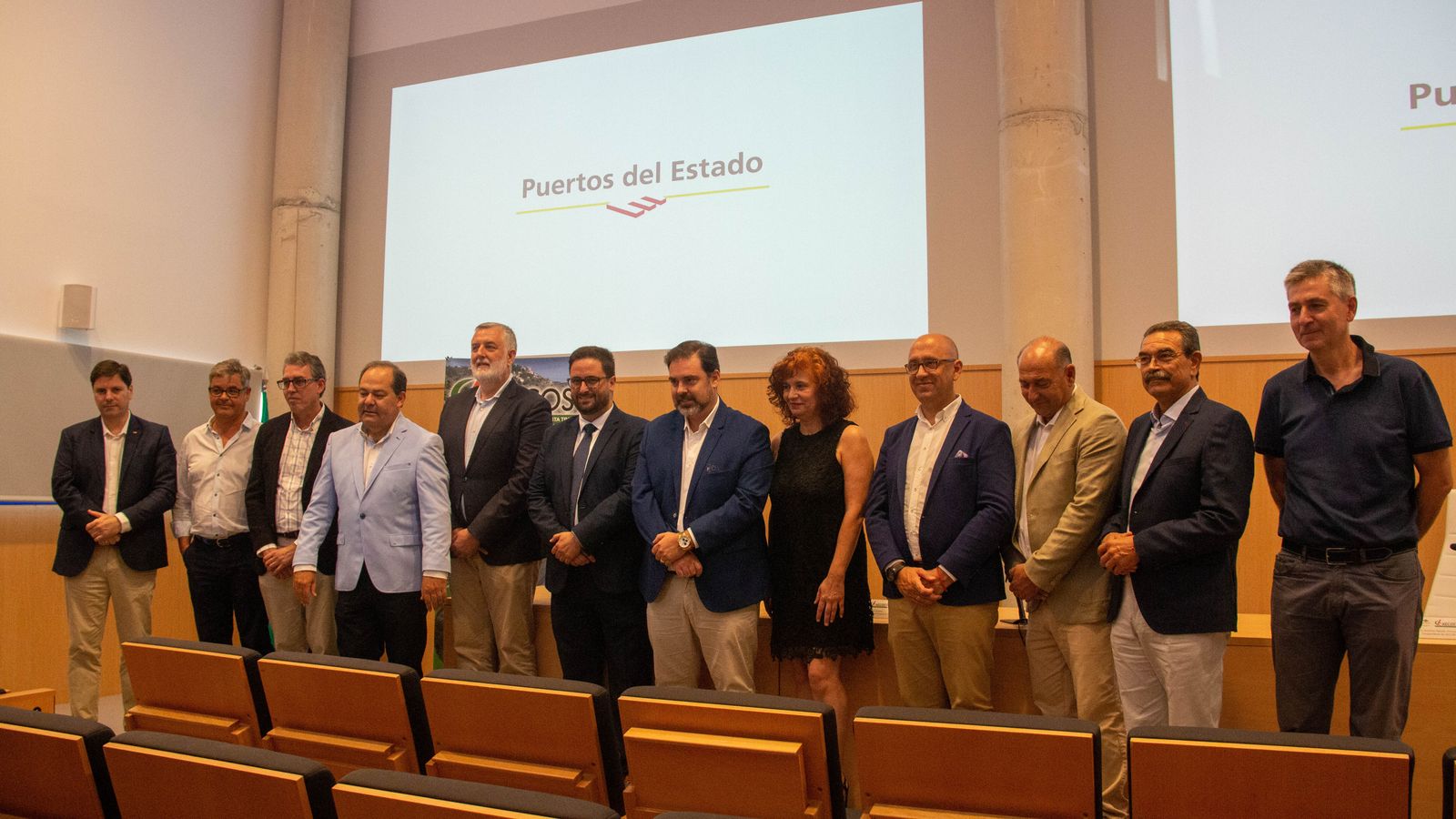 Los empresarios que conforman el equipo de Aecost