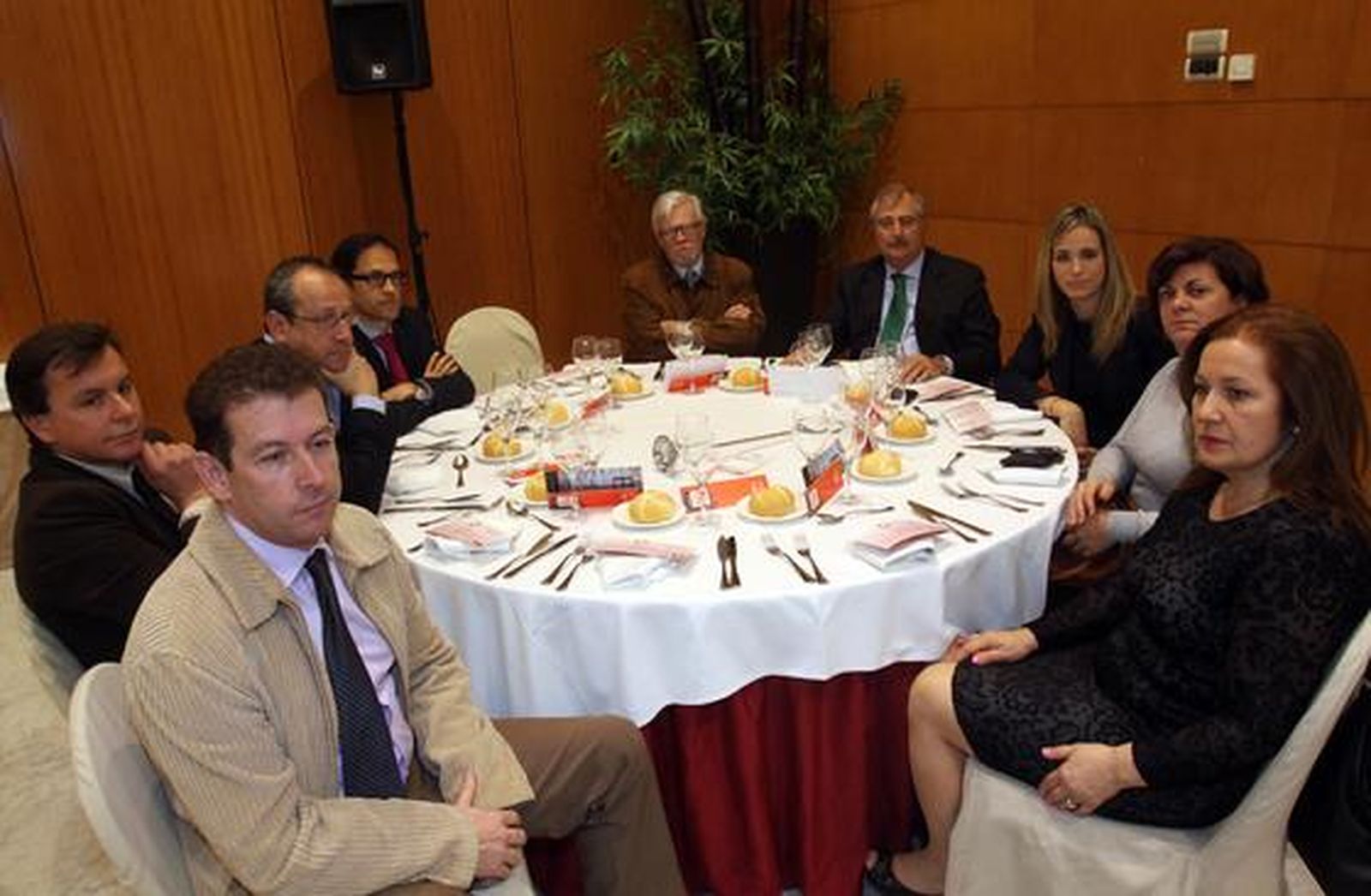 Juan Vela; José Luis Artime; Fernando Palencia; José Antonio Farfán; Rafael Ballesteros; José María Martín Delgado; Patricia Alba Luque; Fuensanta Lima y Juana Arrocha.

Foto: S. Camacho· Migue Fernandez