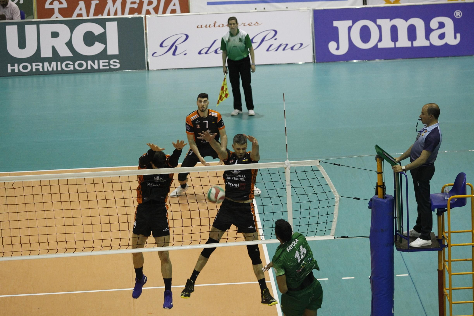 Fotogalería Unicaja Almería Voleibol-Teruel