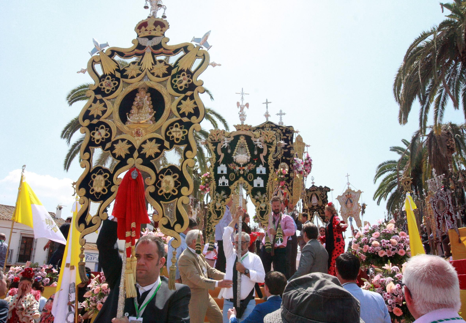 Las imágenes de la Misa de Pentecostés en El Rocío