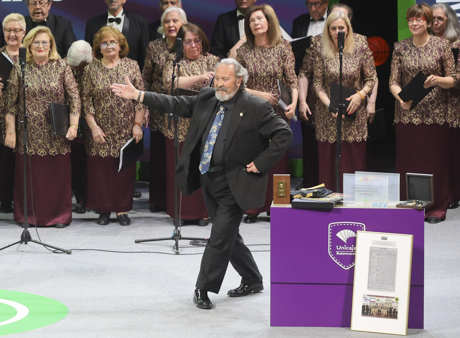 La gala del 30 aniversario de la unión Caja de Ronda-Maristas, en fotos