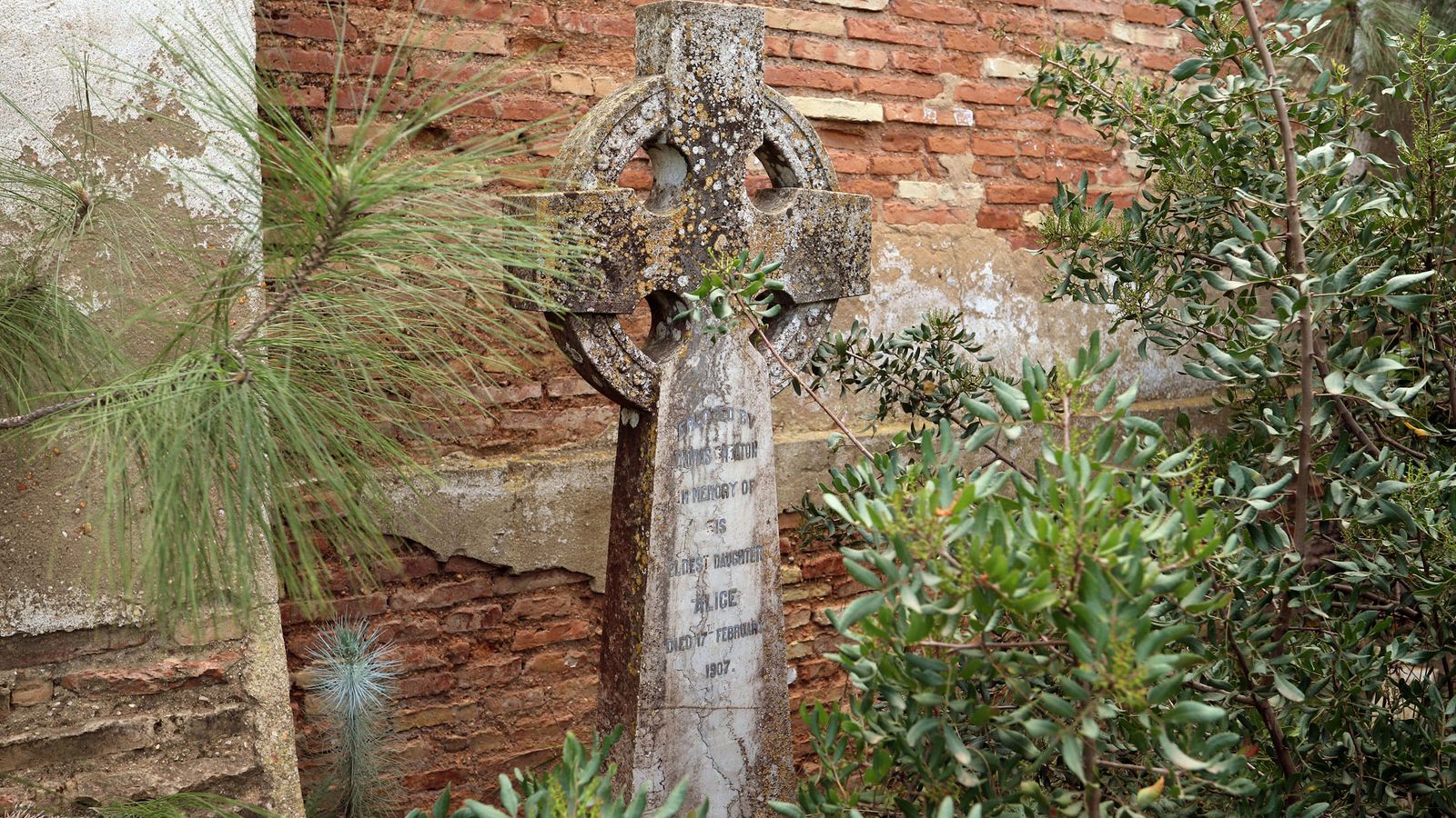 Los cementerios 'ingleses' de Riotinto, Tharsis y Huelva recogen el testigo funerario del legado británico.