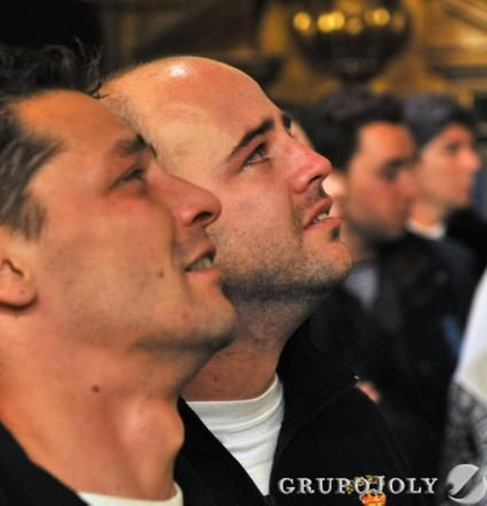 Montesión: Paraguas en la calle Feria