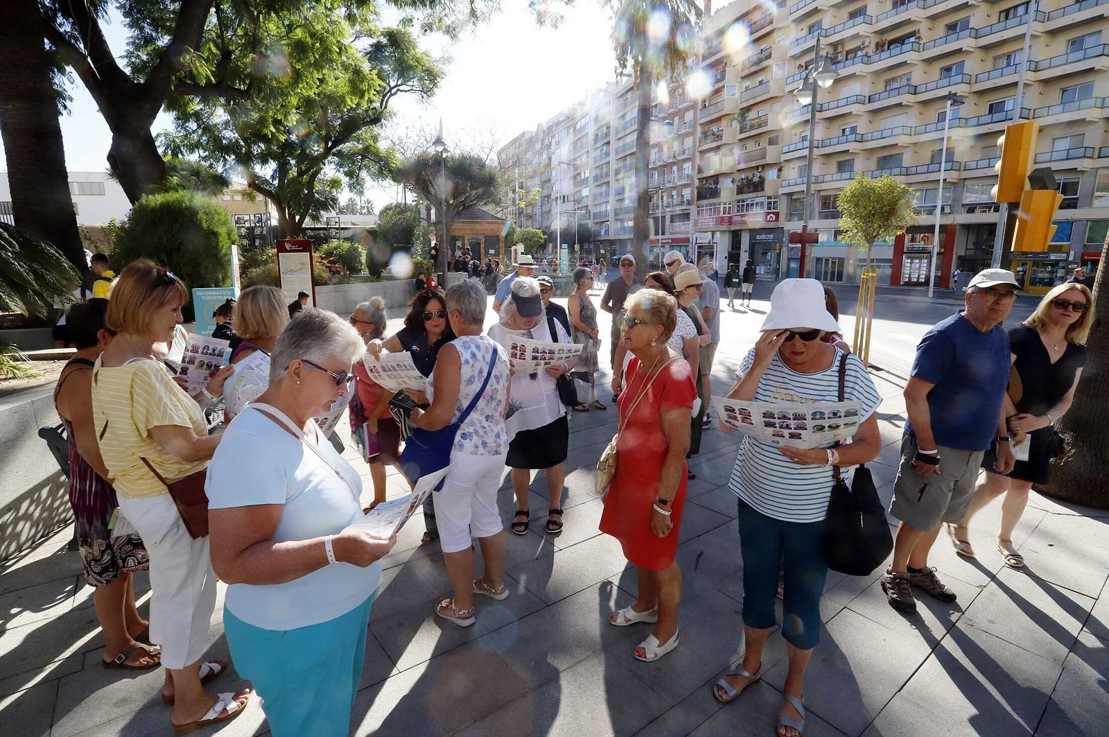 Grupo de turistas en Huelva.