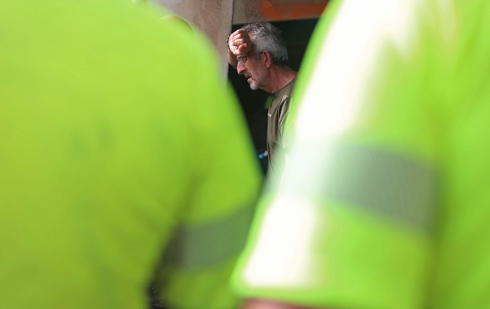 Imágenes de la asamblea de los huelguistas de Acerinox