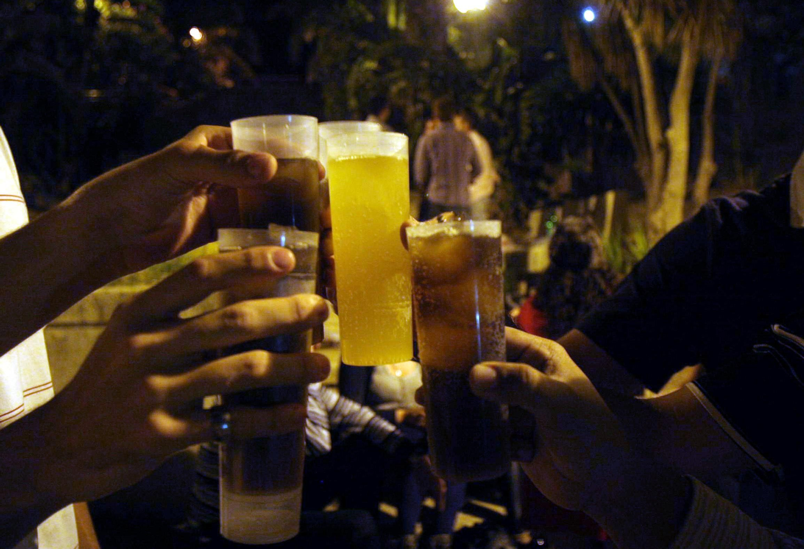 Imagen de archivo de un botellón.