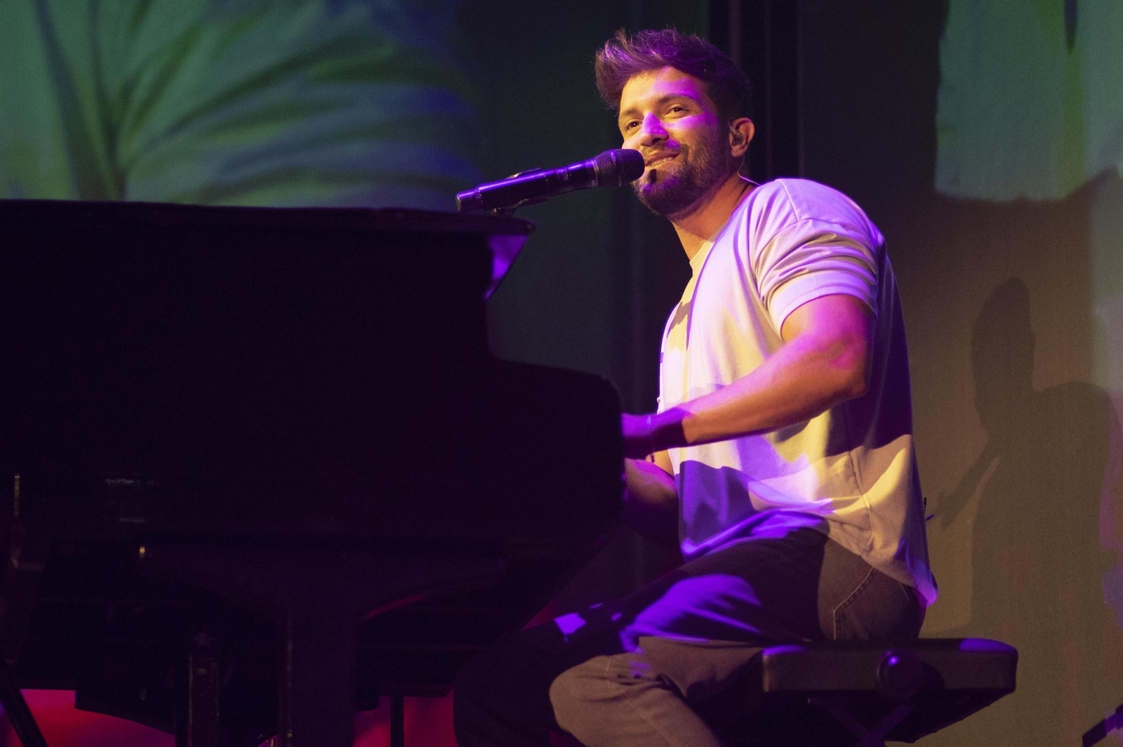 Pablo Alborán hace doble 'sold out' en el Palacio de Congresos de Granada