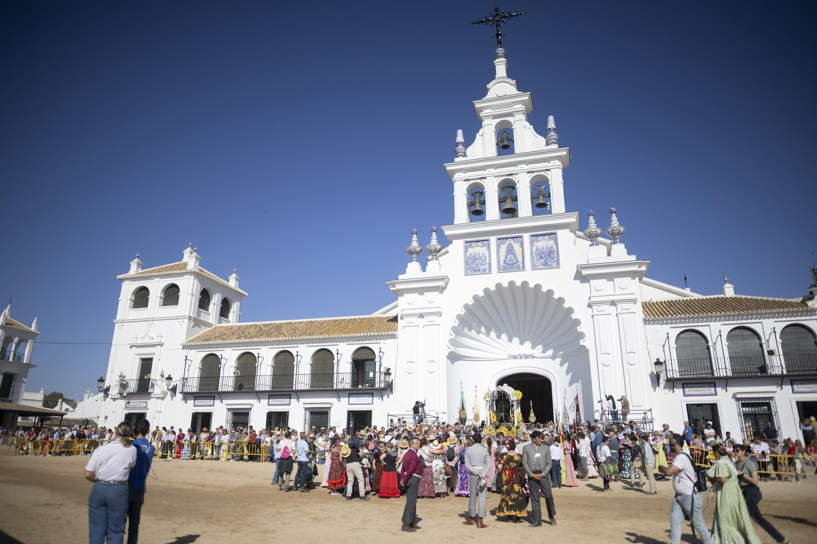 Imágenes de las primeras presentaciones de las hermandades de El Rocío 2024