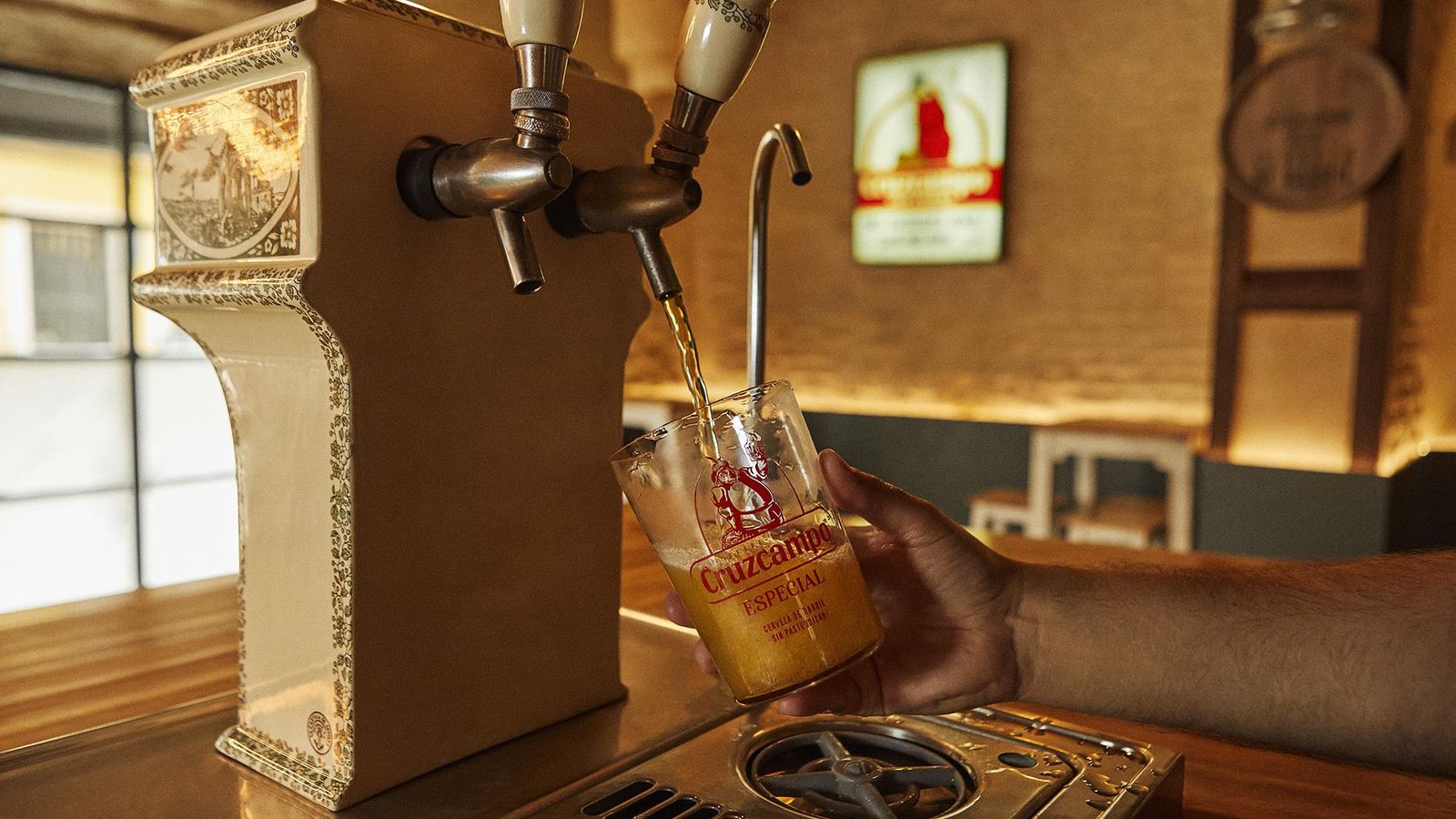La cantidad de cerveza o el vaso utilizado es normalmente lo que determina el nombre.