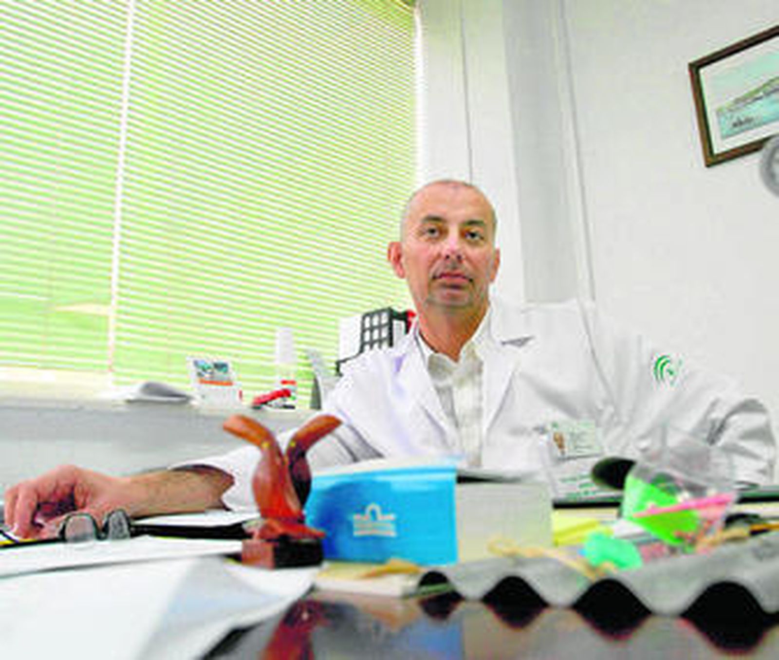 Javier Estebaranz, en una imagen de archivo, en el Hospital Clínico de Málaga.