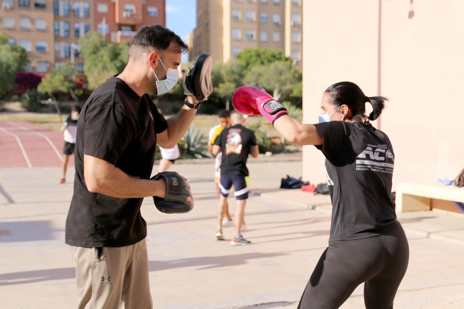 Fotogalería del entrenamiento del Almería Boxing.
