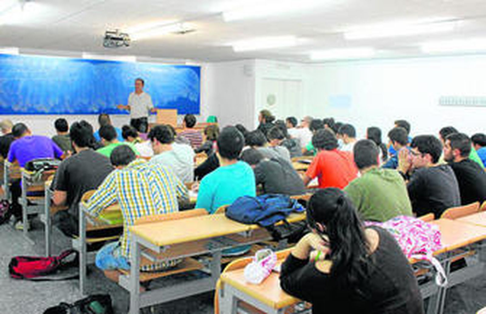 Clase de Ingeniería Civil, en la Escuela Politécnica Superior de Algeciras