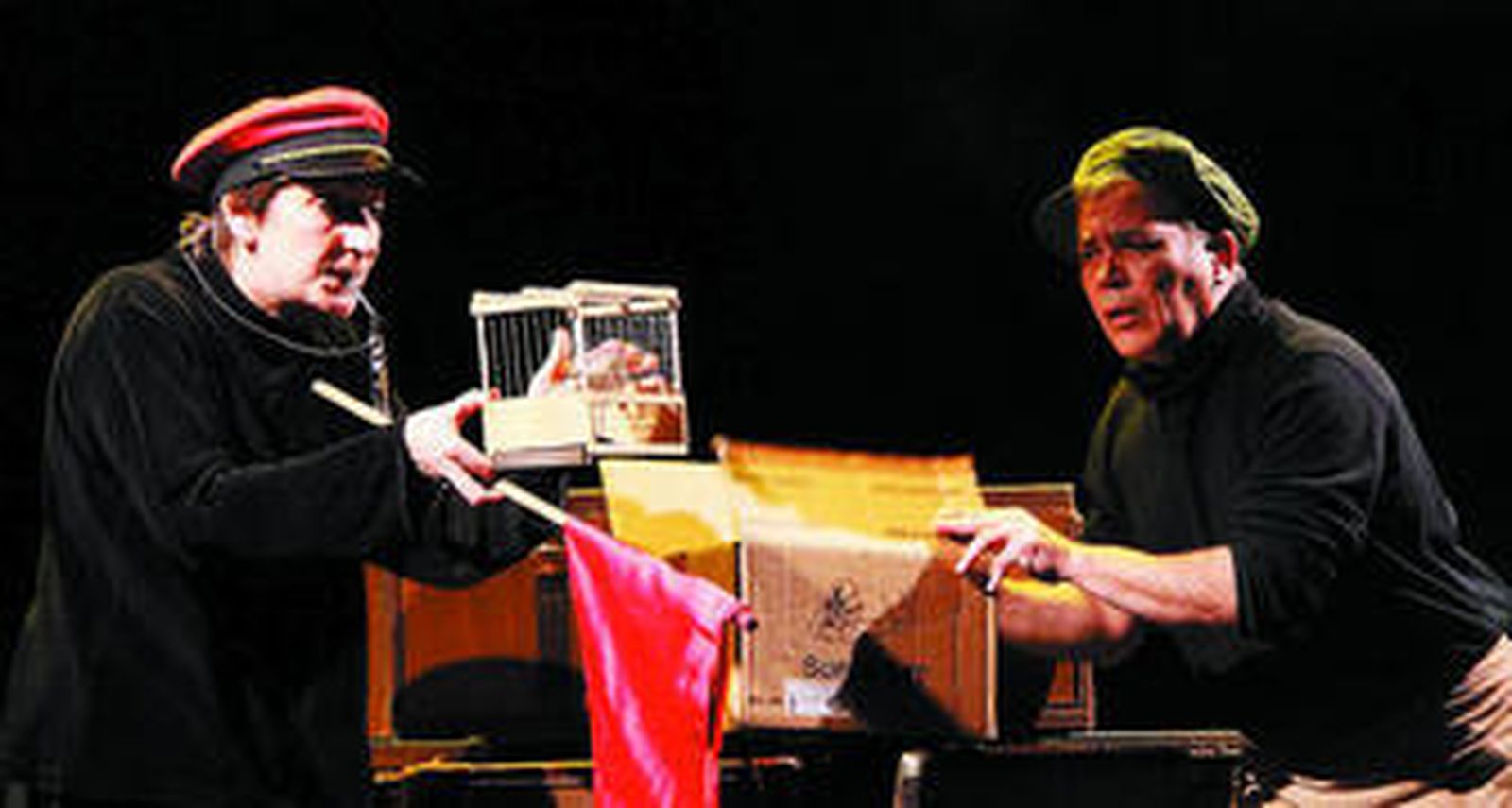 Representación ofrecida por Taun Taun en el Teatro Apolo de Almería.