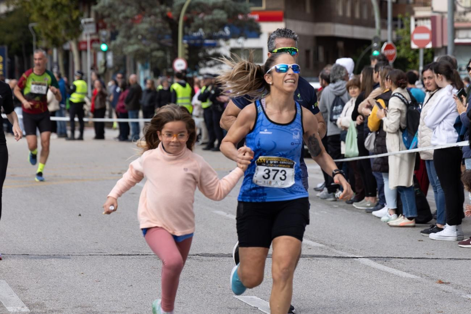 Atletismo por la paz y la integración en la XXV Carrera y Caminata del IES Santa Catalina de Alejandría (I)