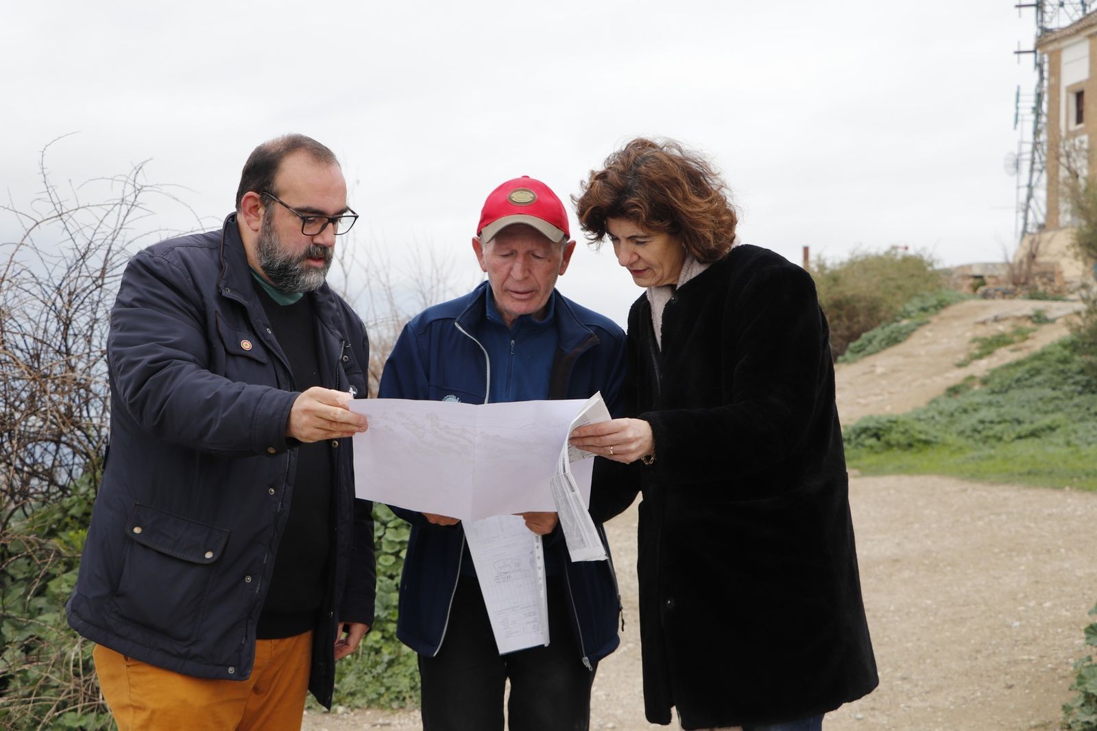 Encuentro de Podemos-IU con los vecinos de San Miguel Alto