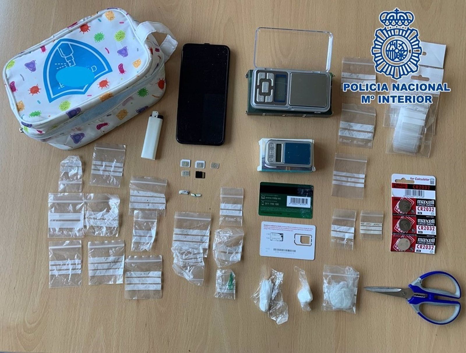 Detenido en Granada un presunto traficante de droga al menudeo con casi ocho gramos de cocaína