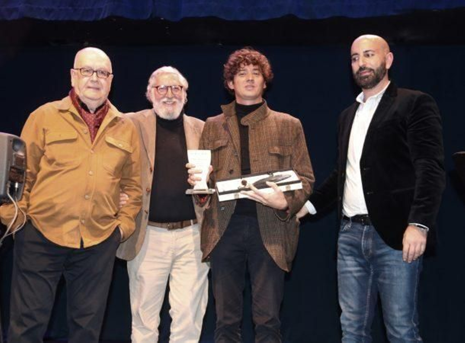 Más de 160 trabajos se han presentado al II Premio Internacional de Poesía La Herradura 'Paulino Álvarez'