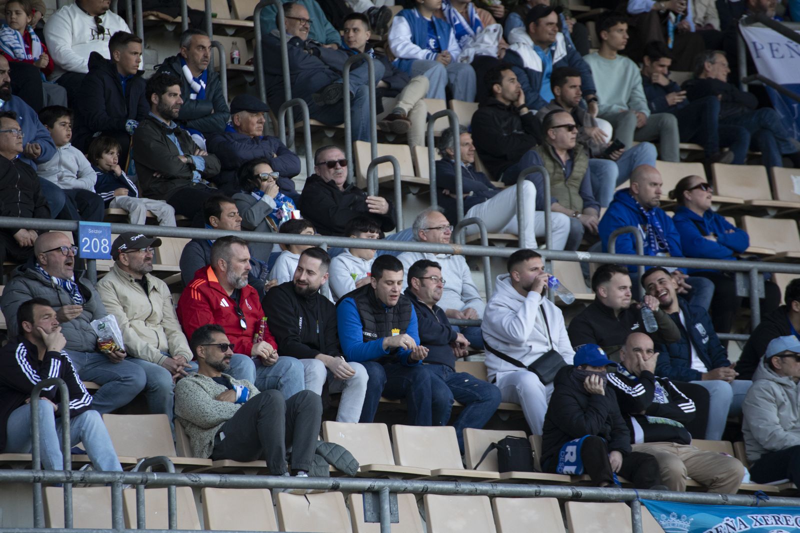 Búscate en el Xerez CD-Yeclano en Chapín