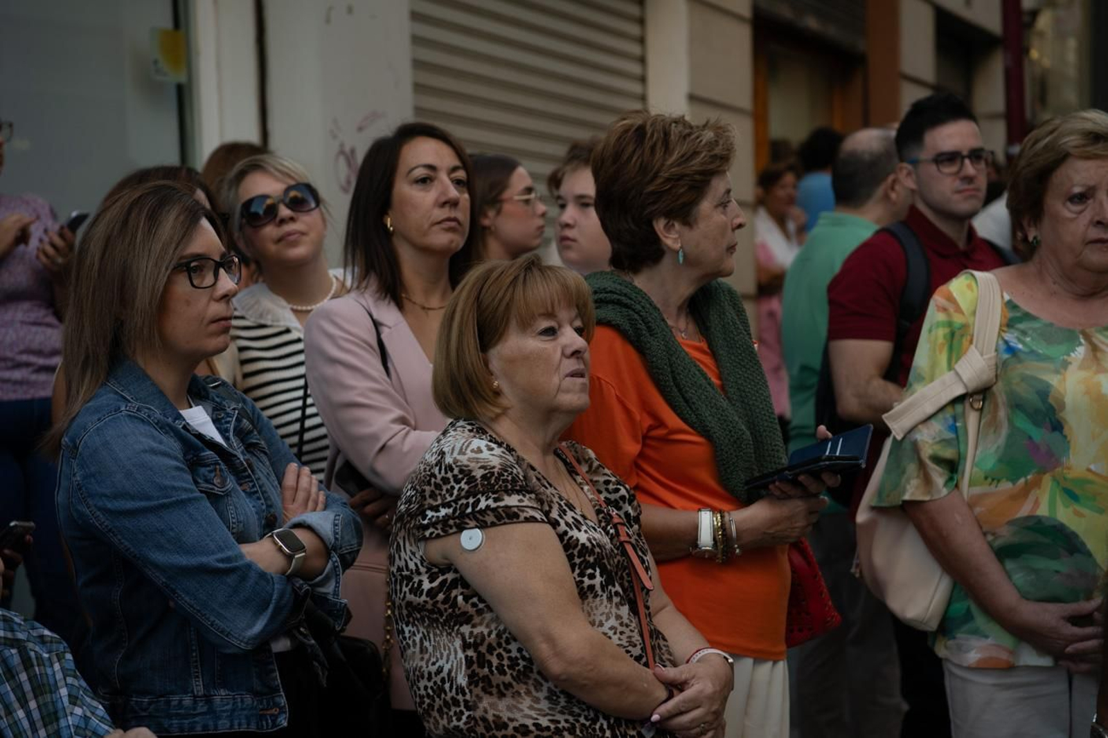 Una marea de devoción inunda Jaén al paso de la Magna, en imágenes