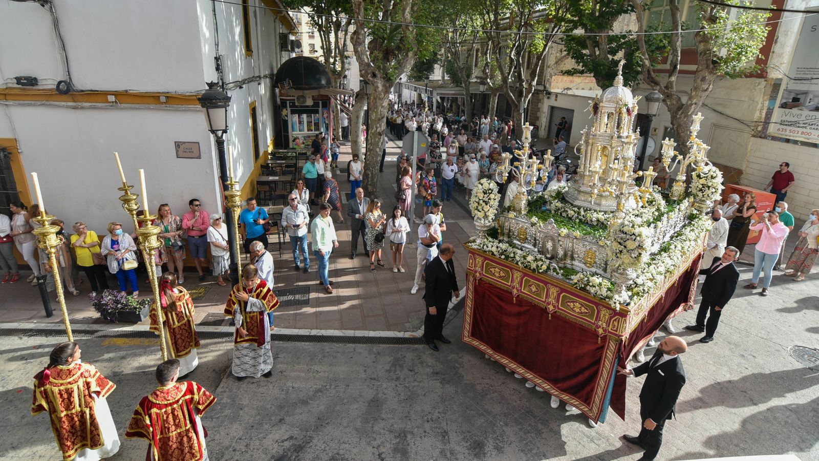Las fotos de la procesión del Corpus Christi en La Línea