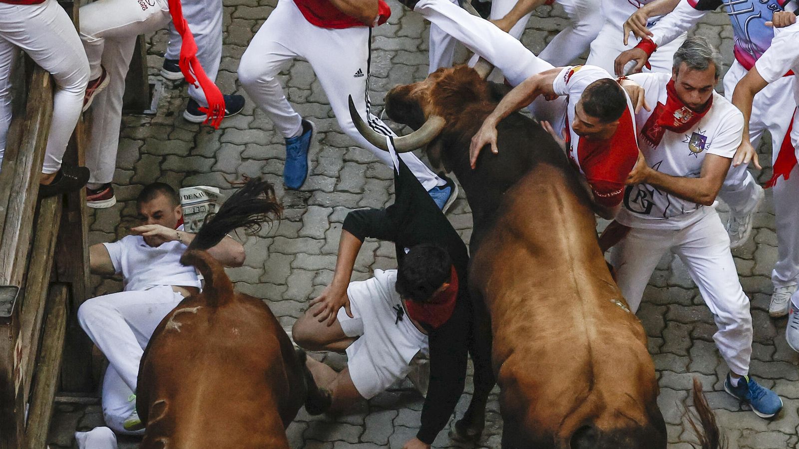Otro de los momento del encierro de Cebada Gago.
