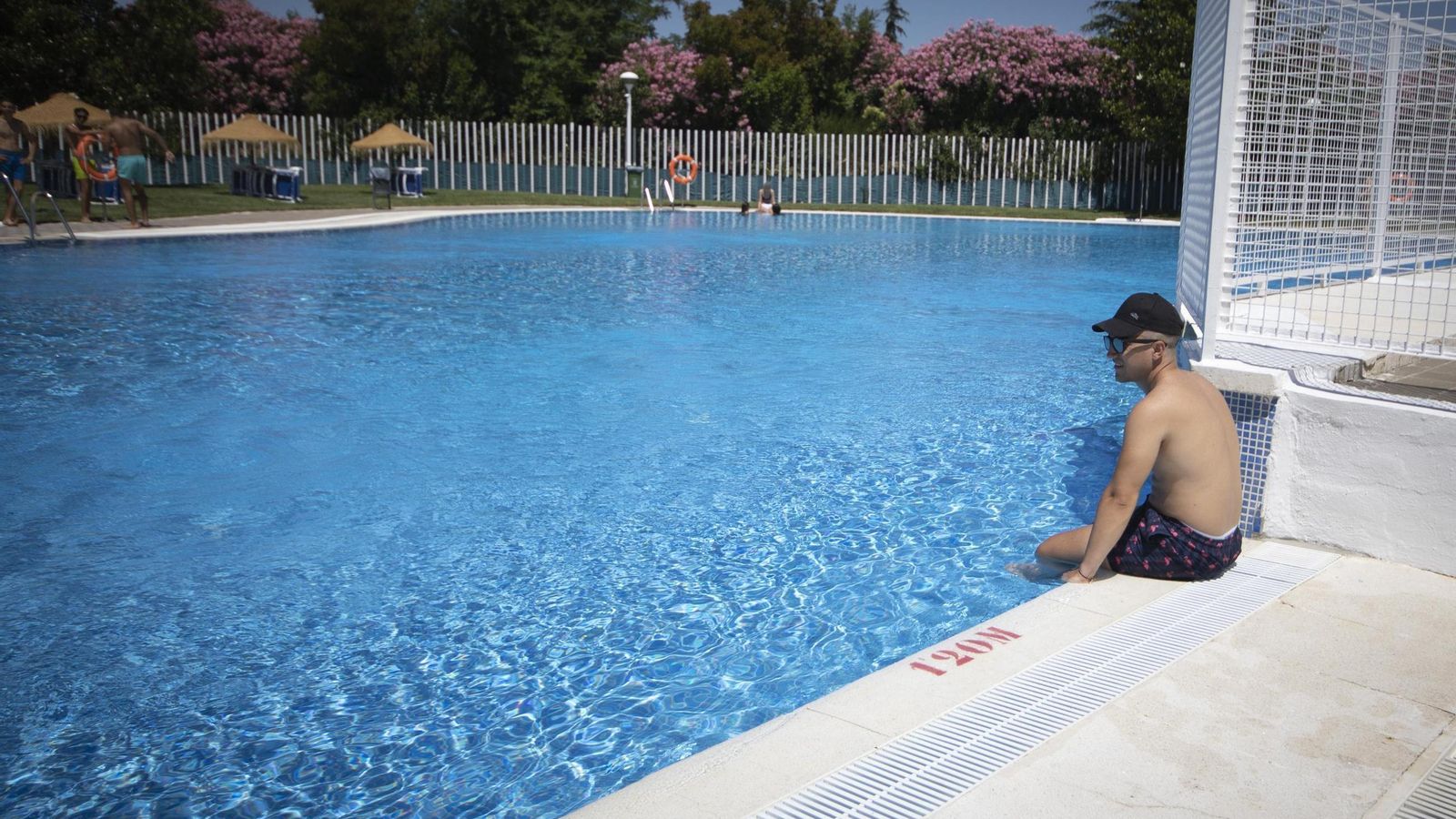 La ampliación de la piscina de Almanjáyar está en el aire