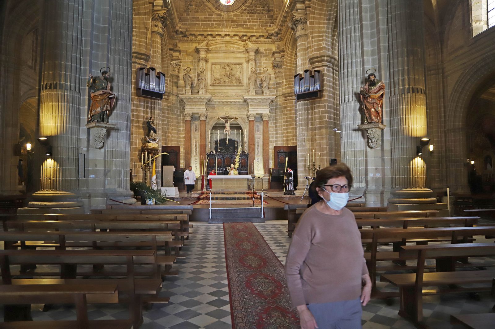 Coronavirus, imágenes del Domingo de Ramos en Jerez