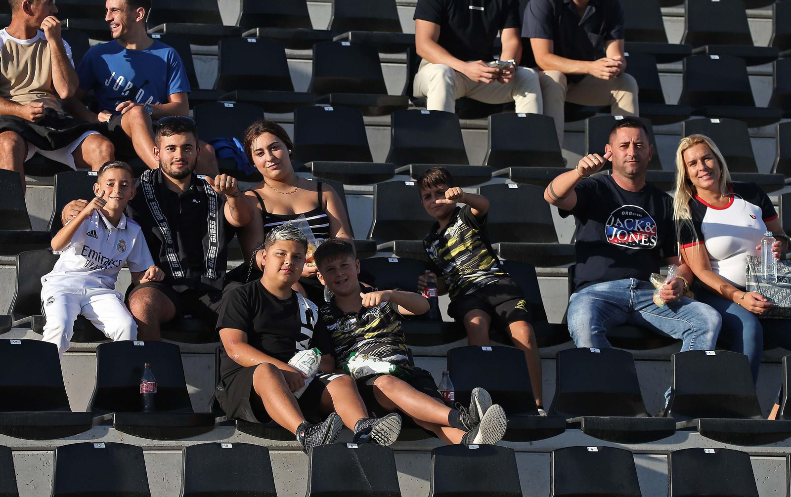 Búscate en el Balona - Águilas celebrado en el Ciudad de La Línea