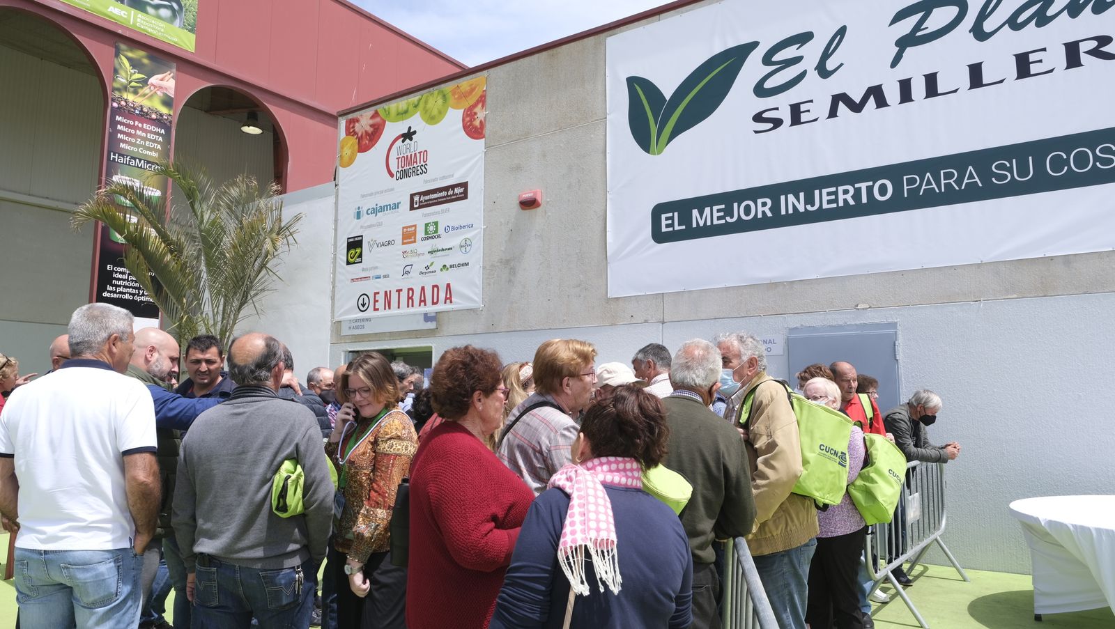 Imágenes de las jornadas de la CUCN sobre el agua en la Expolevante de Níjar.