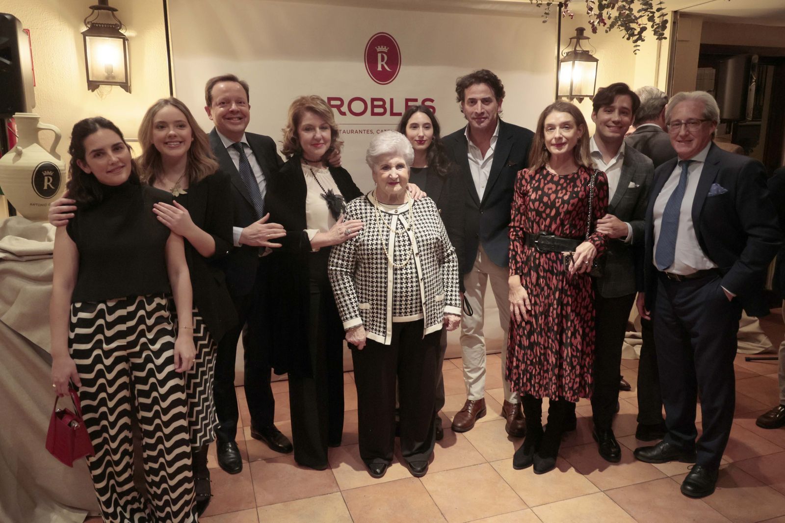 Entrega del cántaro de honor al actor Antonio Garrido