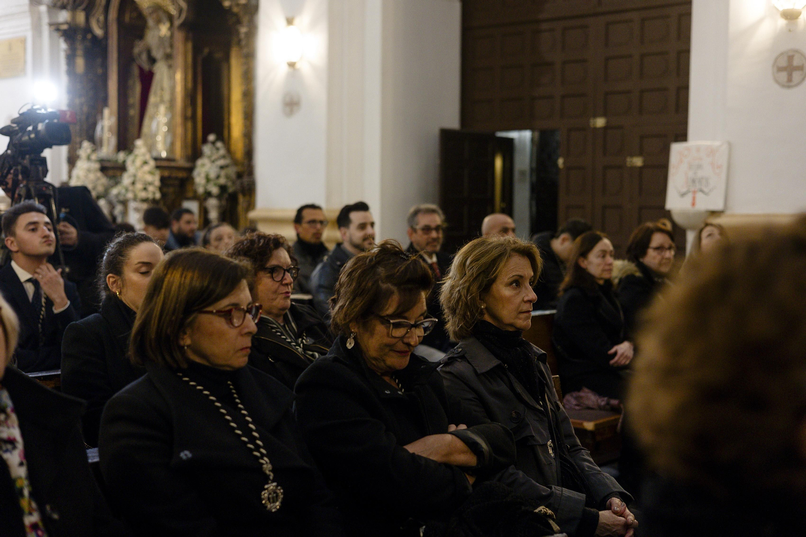 Las imágenes de la cofradía del Descendimiento este Viernes Santo en la Semana Santa de Cádiz de 2024