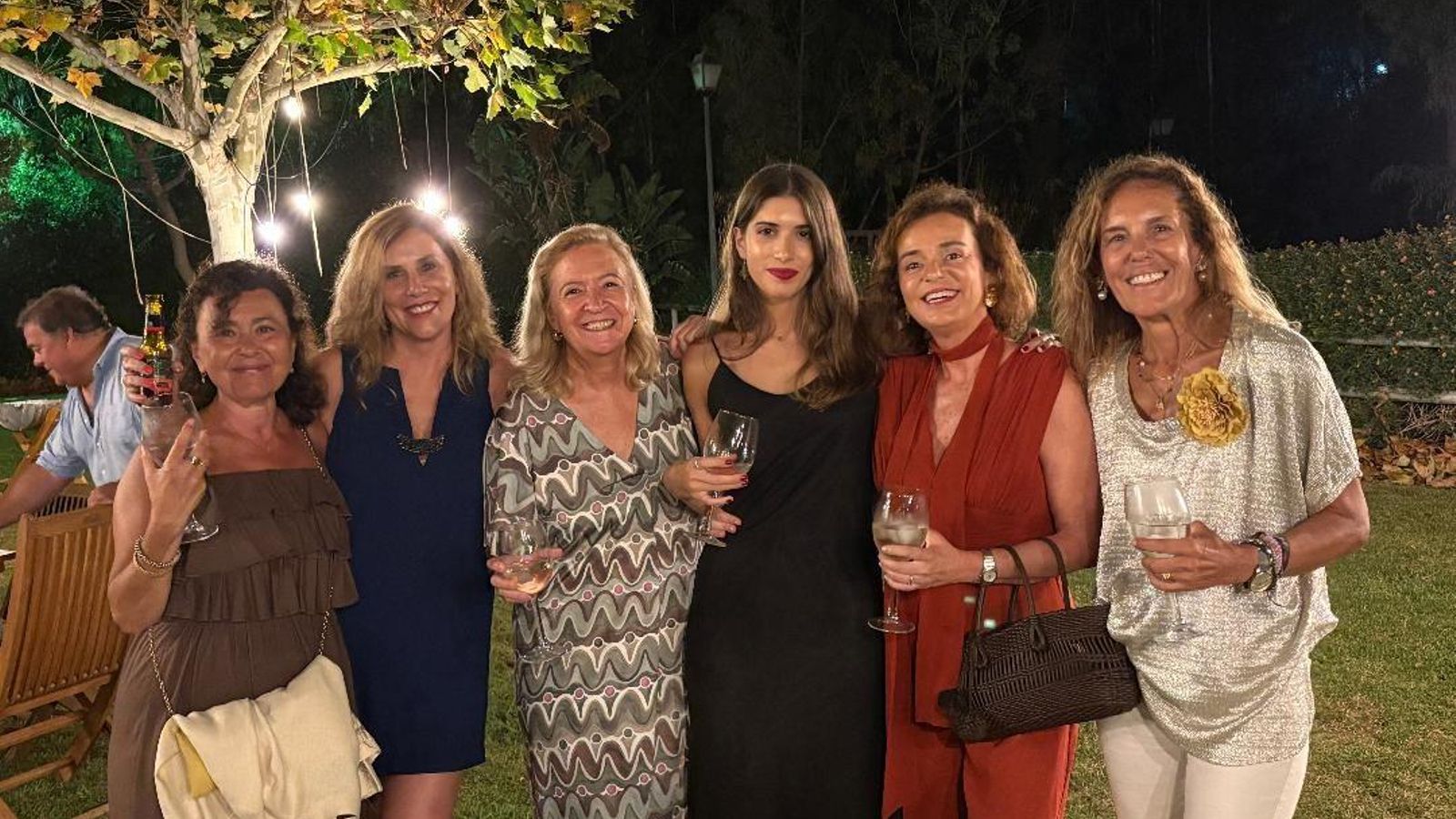 Mercedes Mauri, Isabel del Río, Paloma Martínez Vázquez de Castro, María Saiz, Mar Castro y Leticia Placer.