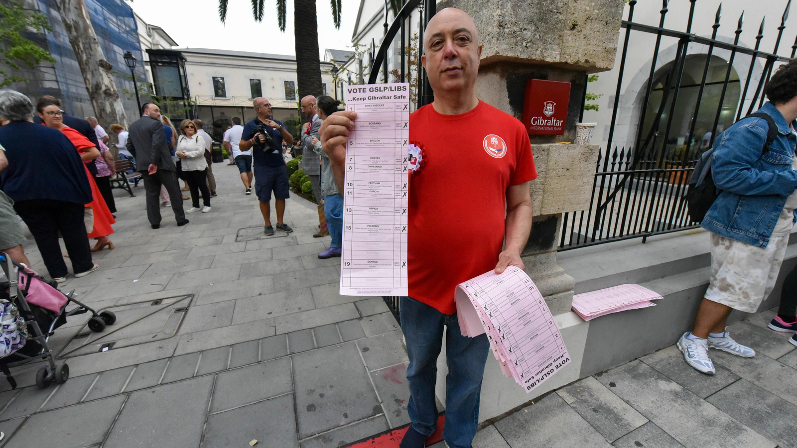 La jornada electoral en Gibraltar, en imágenes