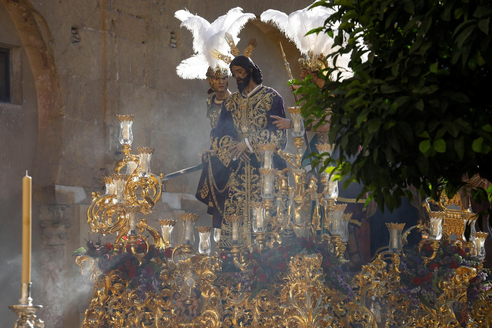 Las mejores fotos de los traslados de regreso de las hermandades tras el Magno Vía Crucis de Córdoba