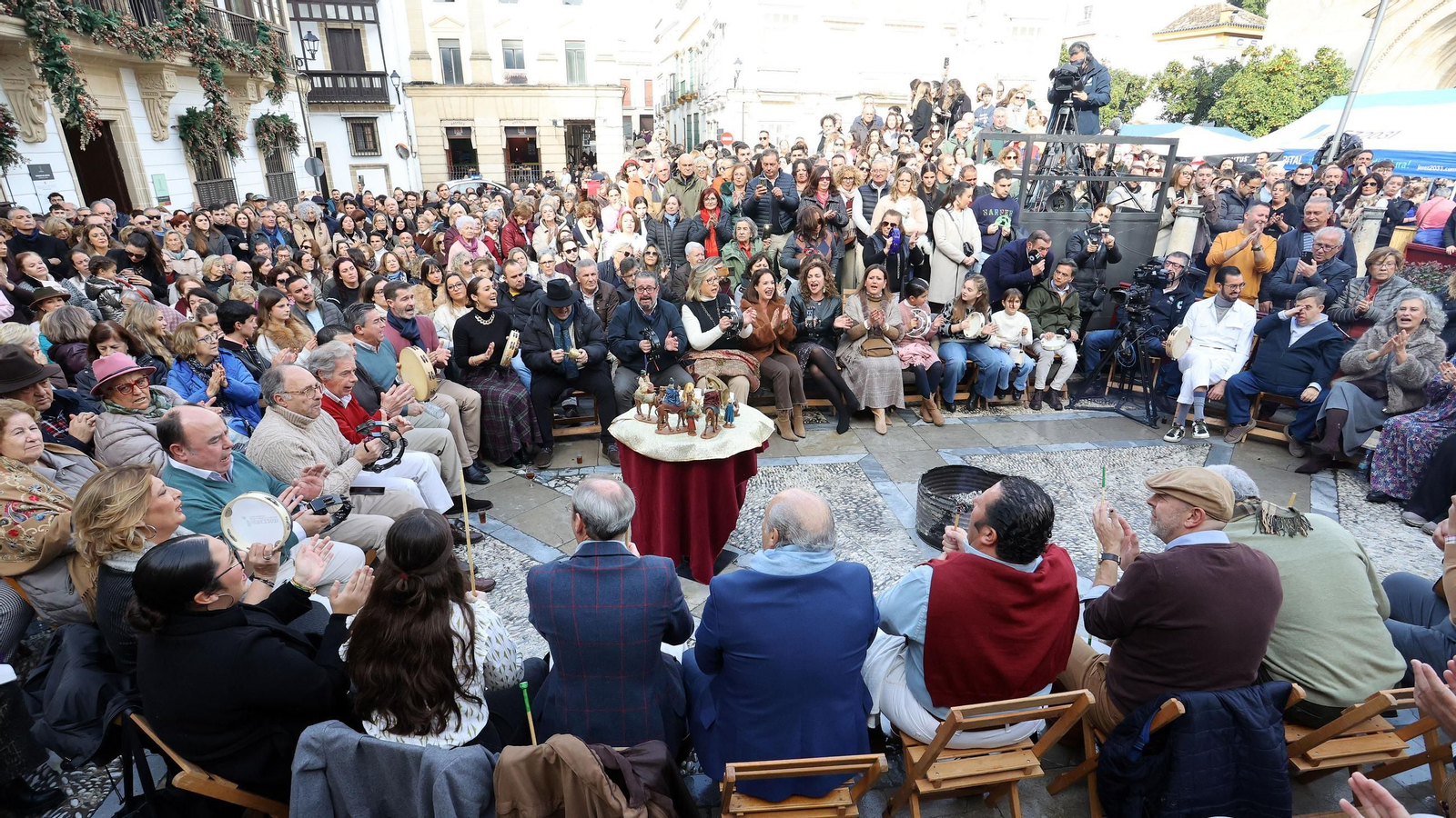 Imágenes de la zambomba BIC en Jerez