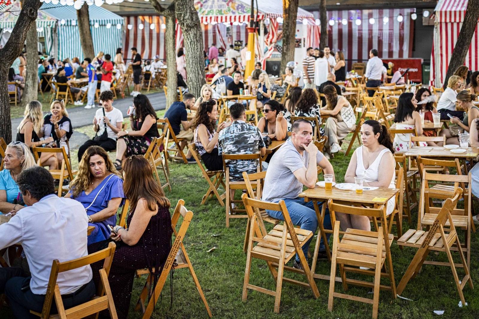 Búscate en las imágenes del viernes de Feria en San Fernando