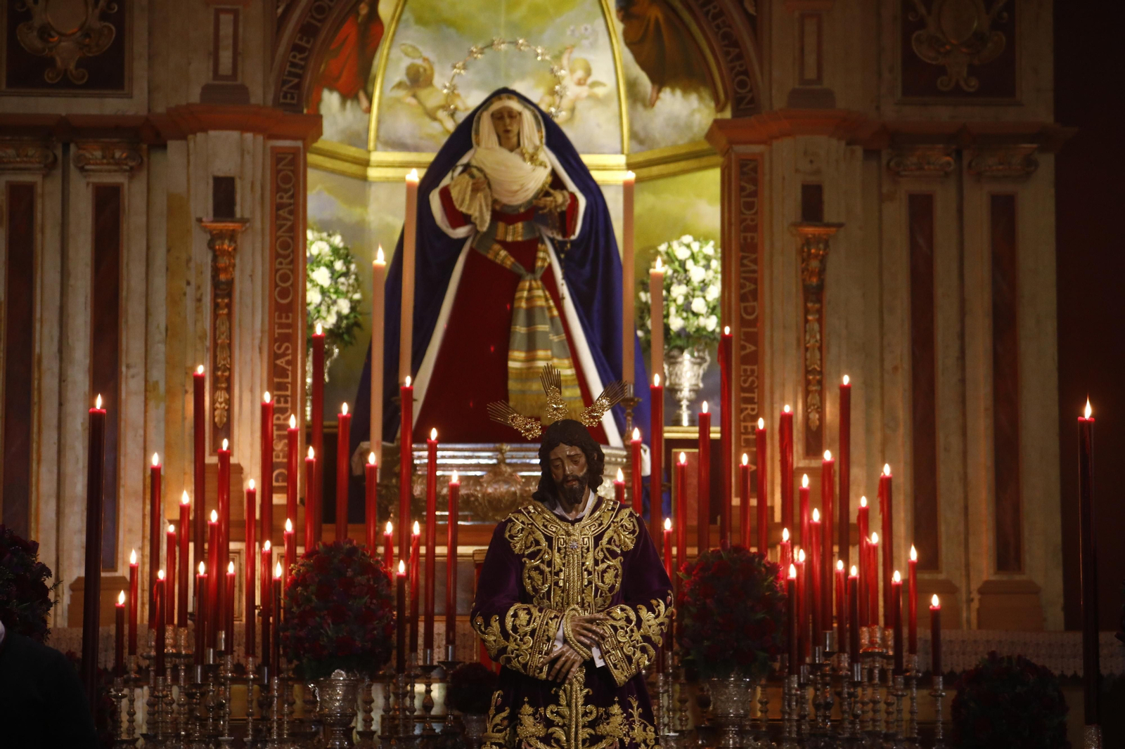 El besamanos al Señor de la Redención de Córdoba, en imágenes