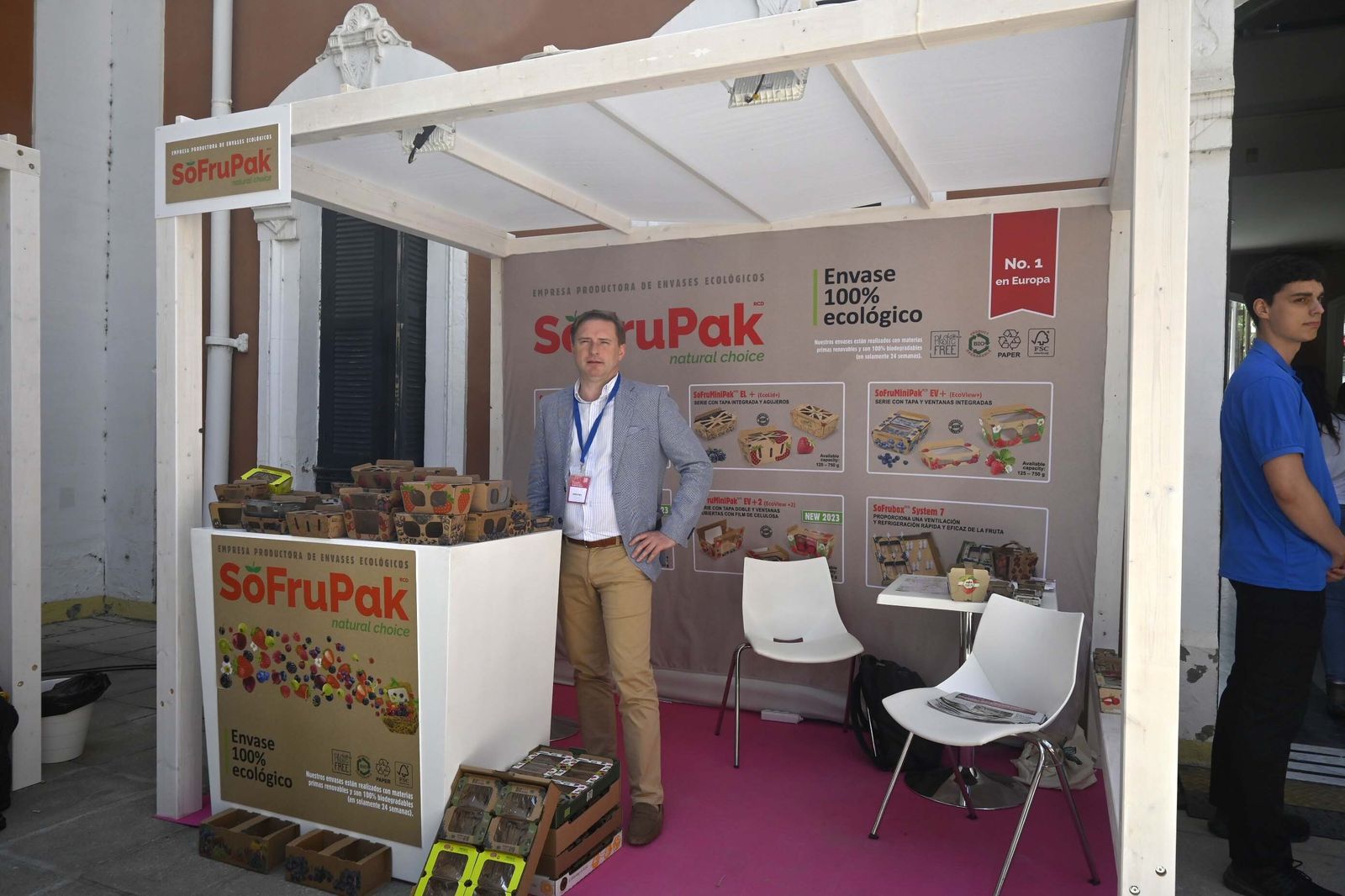 Los Stands participantes en el 8º Congreso Internacional de Frutos Rojos en Huelva