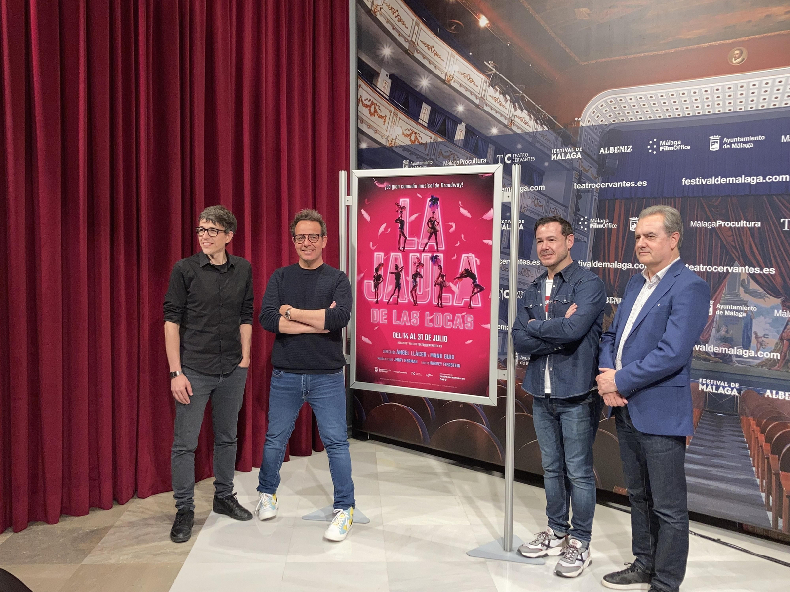 Presentación de 'La jaula de las locas' en el Teatro Cervantes de Málaga