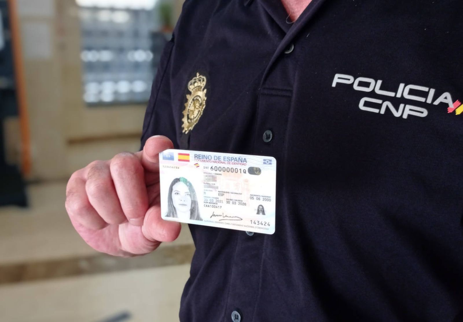 Esperas de hasta dos meses para renovar el DNI en las comisarías de Sevilla