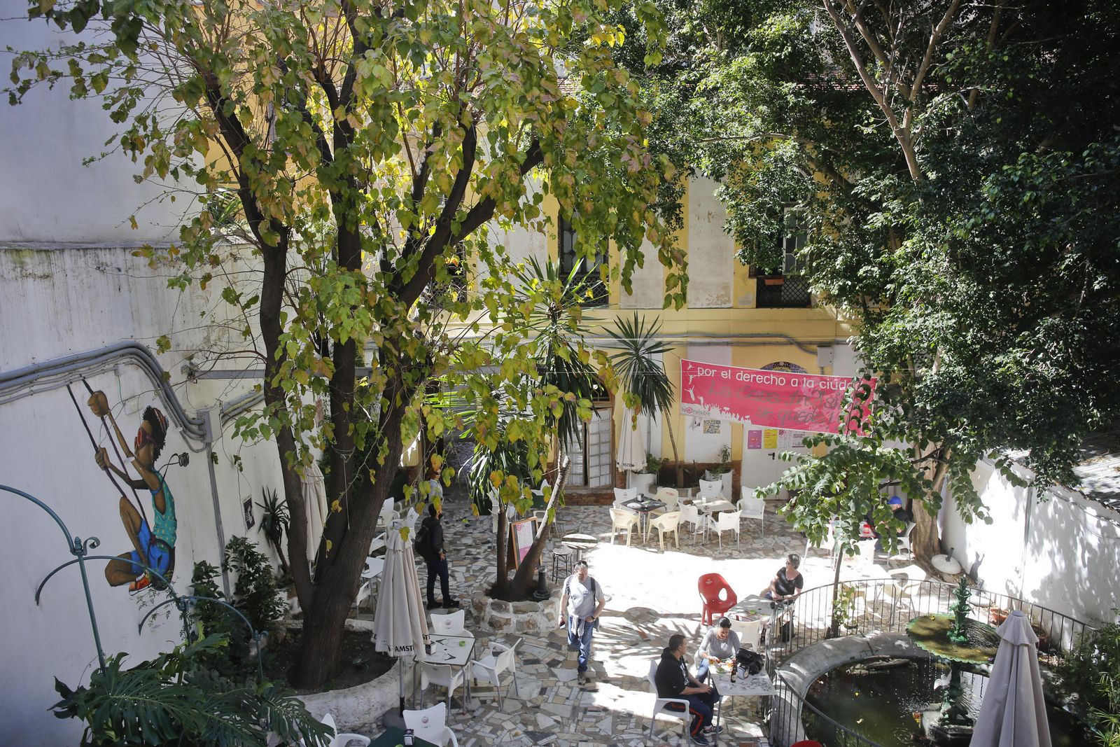 Vista del patio interior de la Casa Invisible.