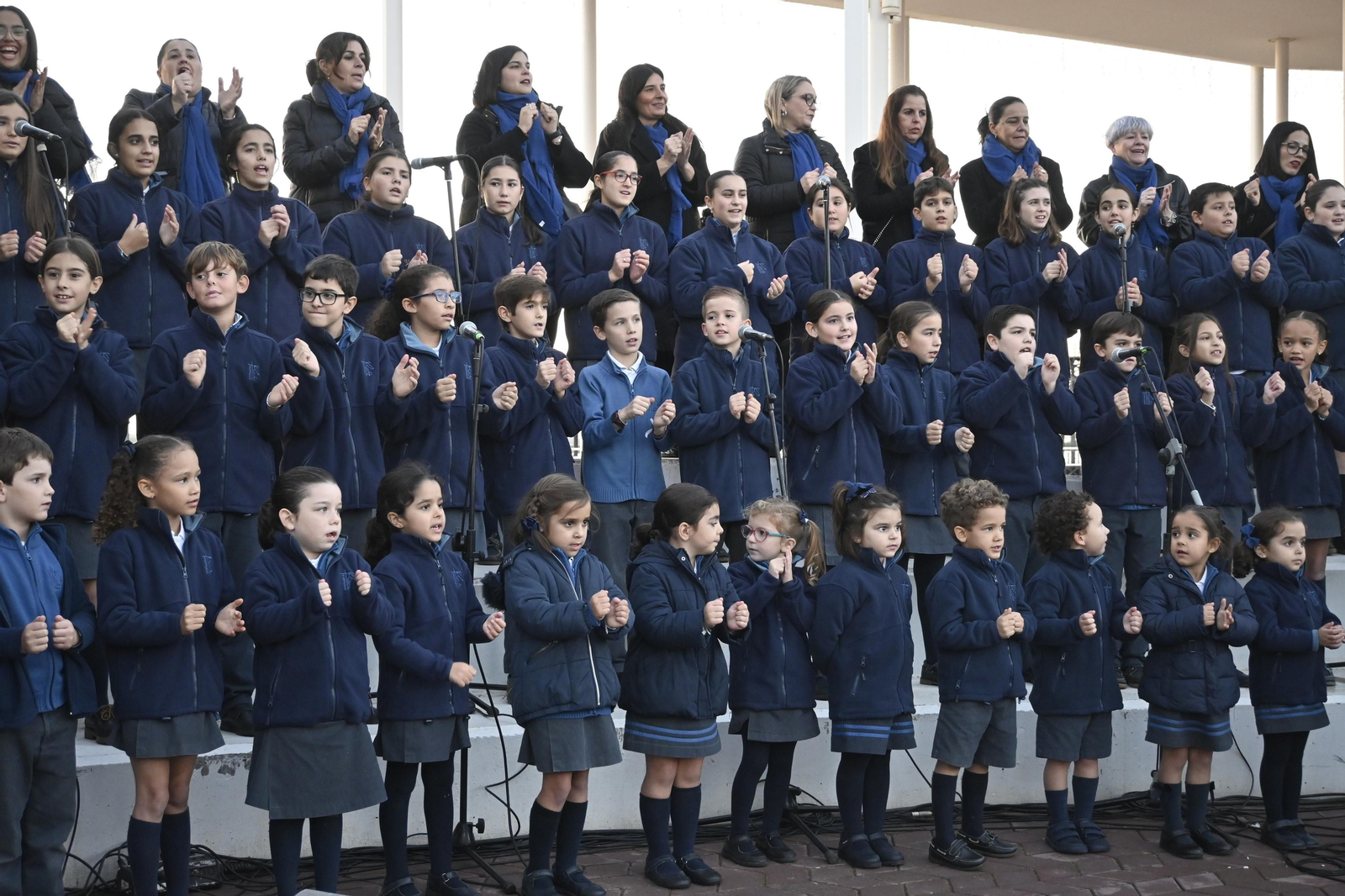 Alumbrado del Puerto de Huelva, en imágenes