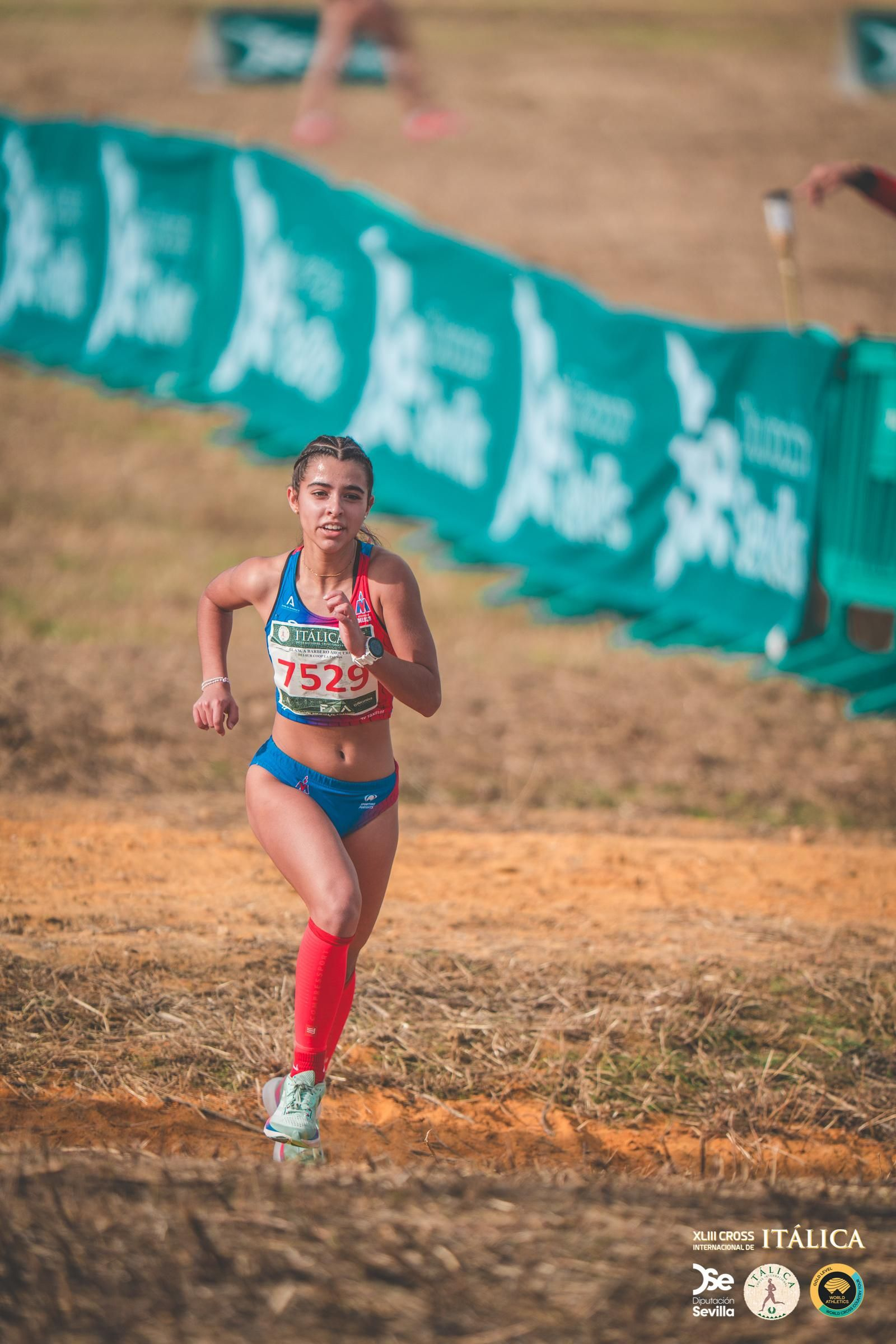 Búscate en las fotos del Cross de Itálica 2025 | 5