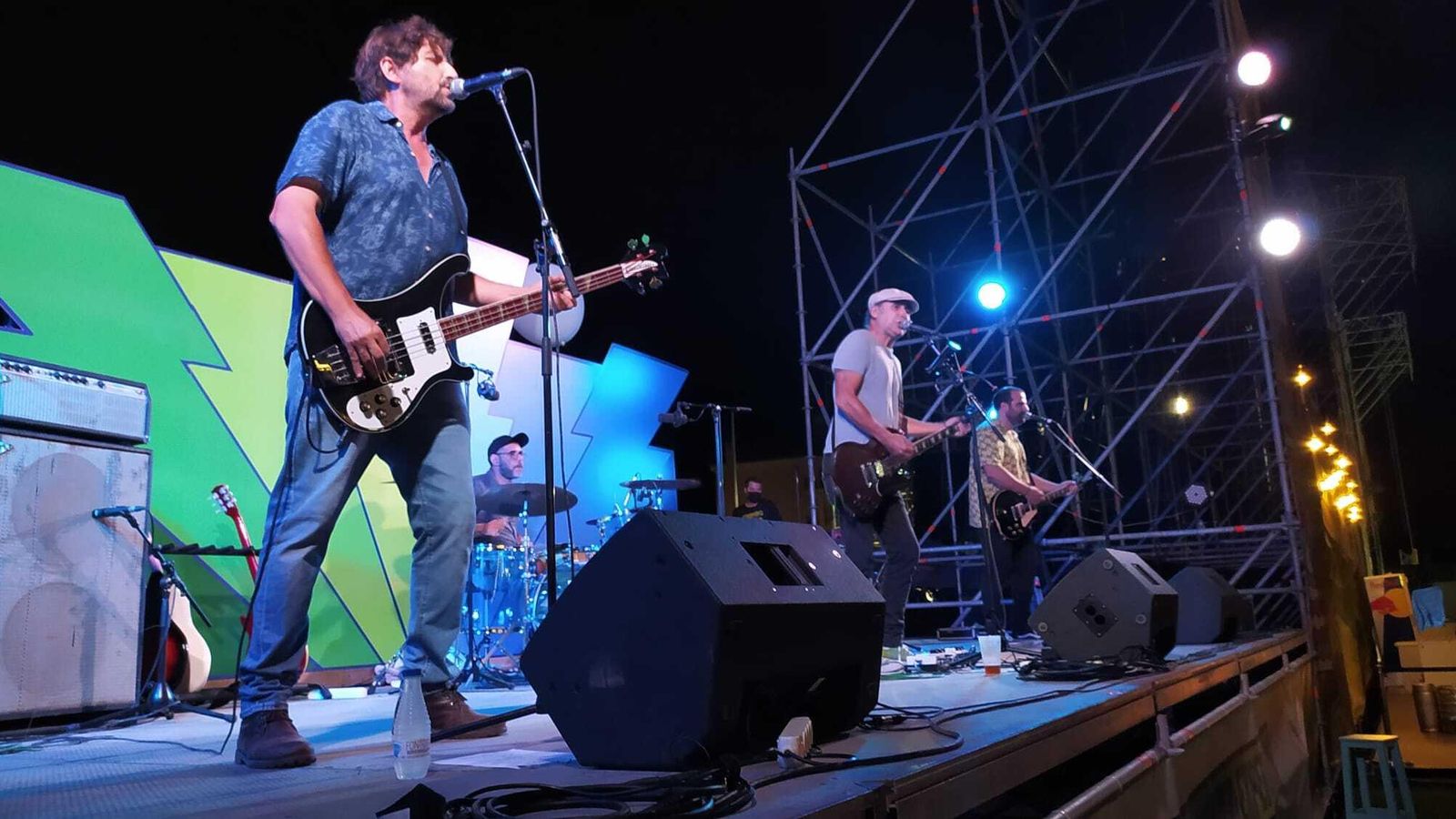 Los Dalton, durante el concierto que ofrecieron en el Bahía Sound en el verano de 2021.
