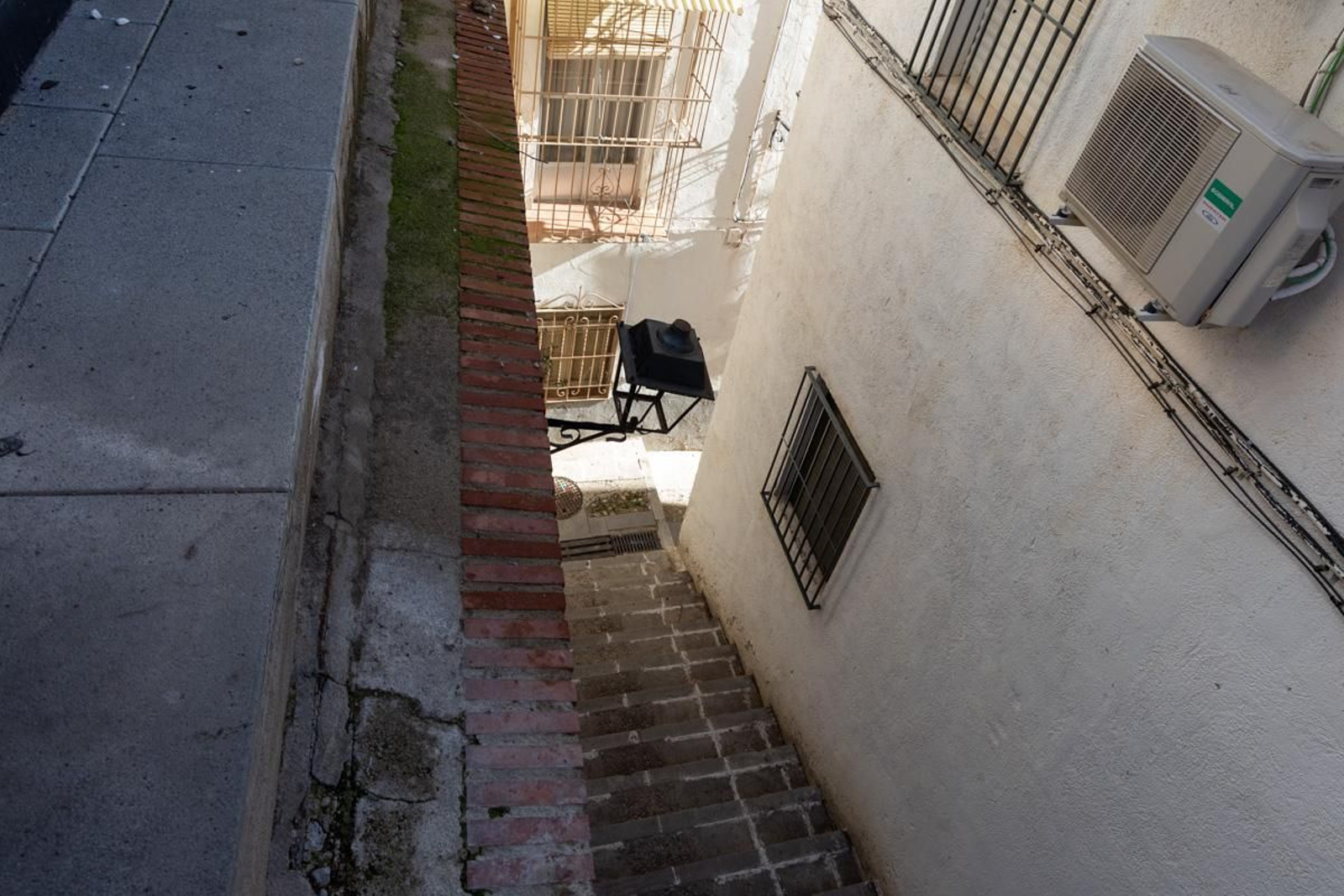 ¿Qué secretos esconde la calle más estrecha de Jaén?