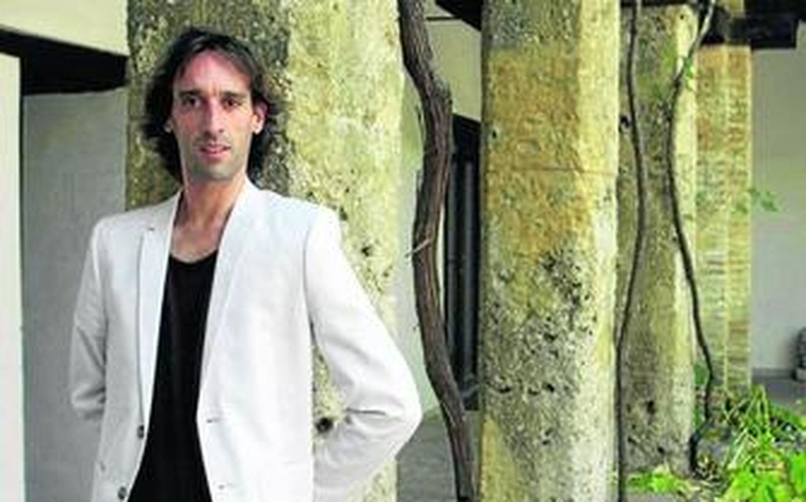 Rubén Olmo volverá hoy al Teatro Villamarta, esta vez para protagonizar el espectáculo 'Solos'.