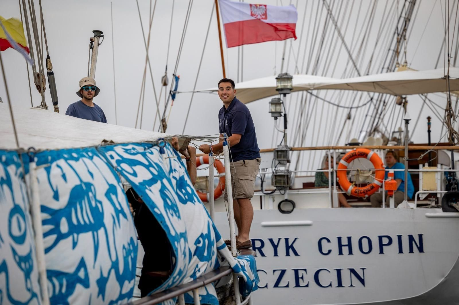 Las imágenes de la llegada del 'Capitán Miranda' a la Gran Regata 2023 de Cádiz